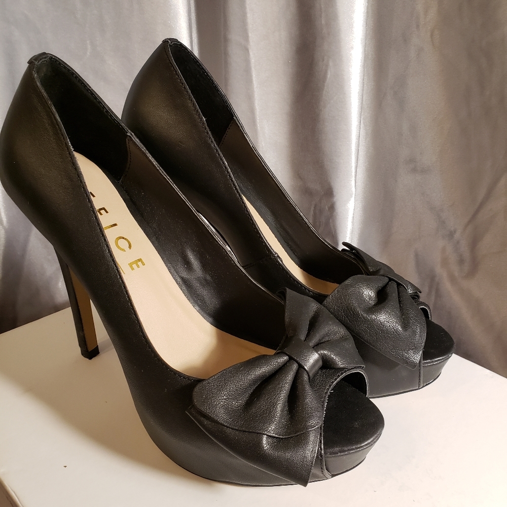 Black OFFICE LONDON Bow Peep Toe Leather Pumps
